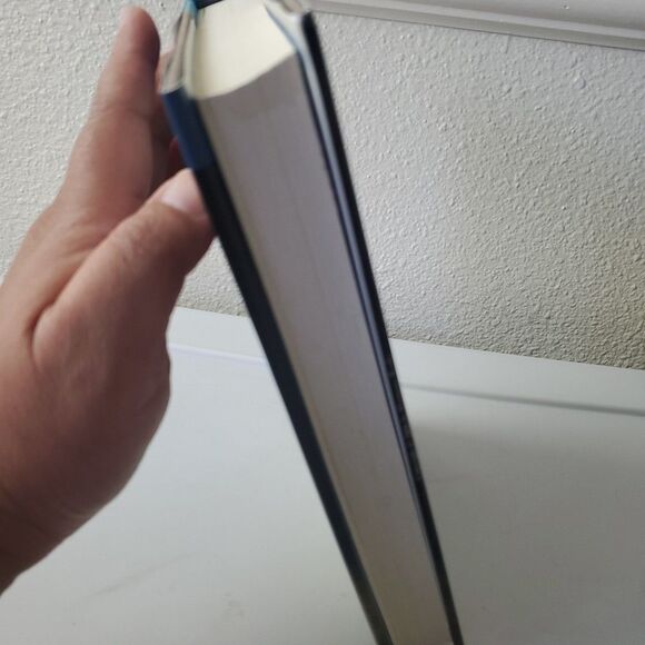 Cesars Way The Natural, Everyday Guide To Dog Cesar Millan & Melisa Jo Peltier - Picture 8 of 14